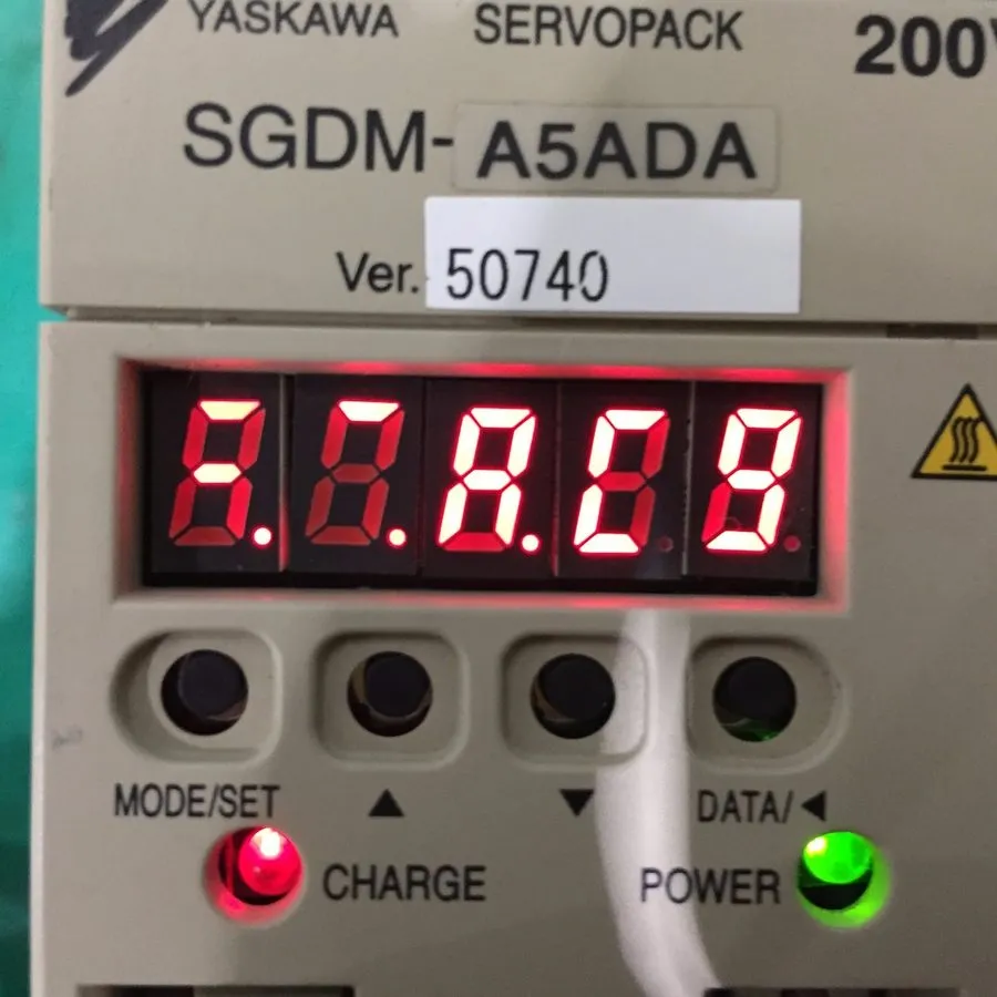 Серводвигатель Yaskawa / Servopack / Sgdm-A5Ada / (Dhl/Fedex/Ems)