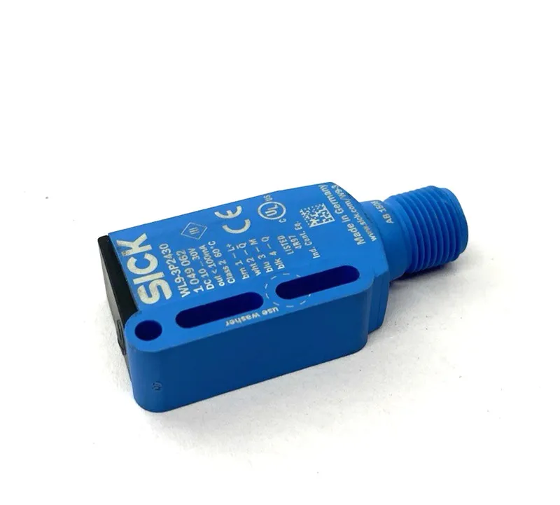 Фотоэлектрический датчик SICK WL9-3P2430 Photoelectric Switch Sensor Retroreflec