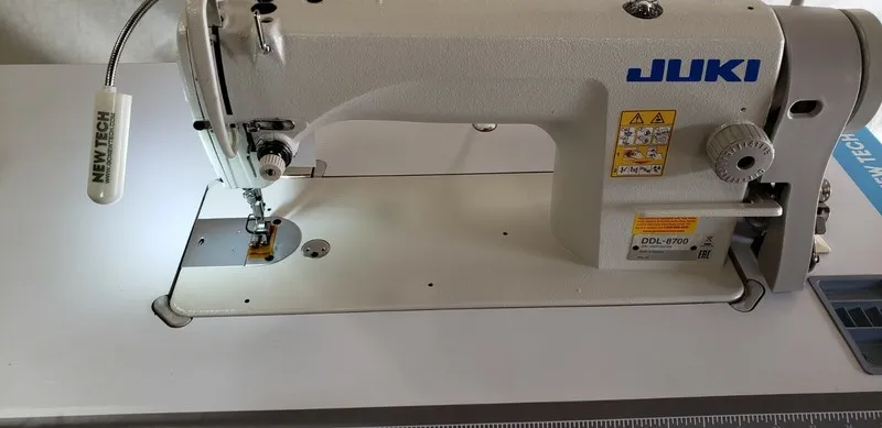 Оборудование рекламного производства JUKI DDL-8700 Industrial Sewing Machine + T