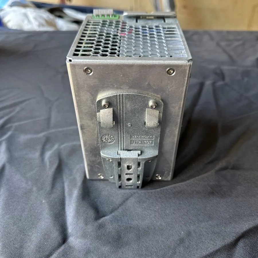 Блок питания Phoenix Contact 2320254 QUINT-UPS/24DC/24DC/5/1.3AH Power Supply — фото лота 2