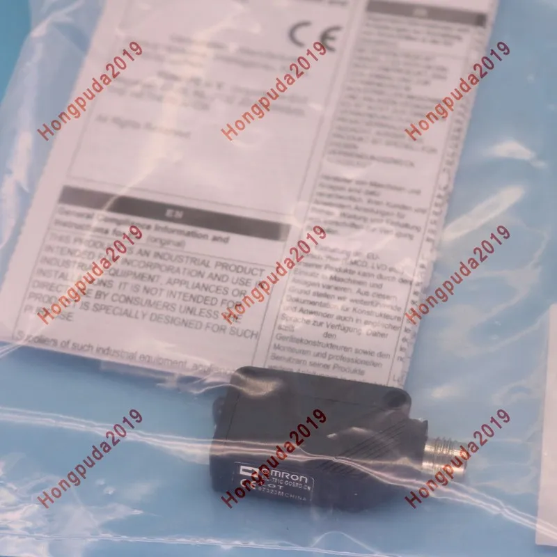 Фотоэлектрический датчик Omron E3Z-T81C-GOSRD-CN Photoelectric Sensor Through-Be