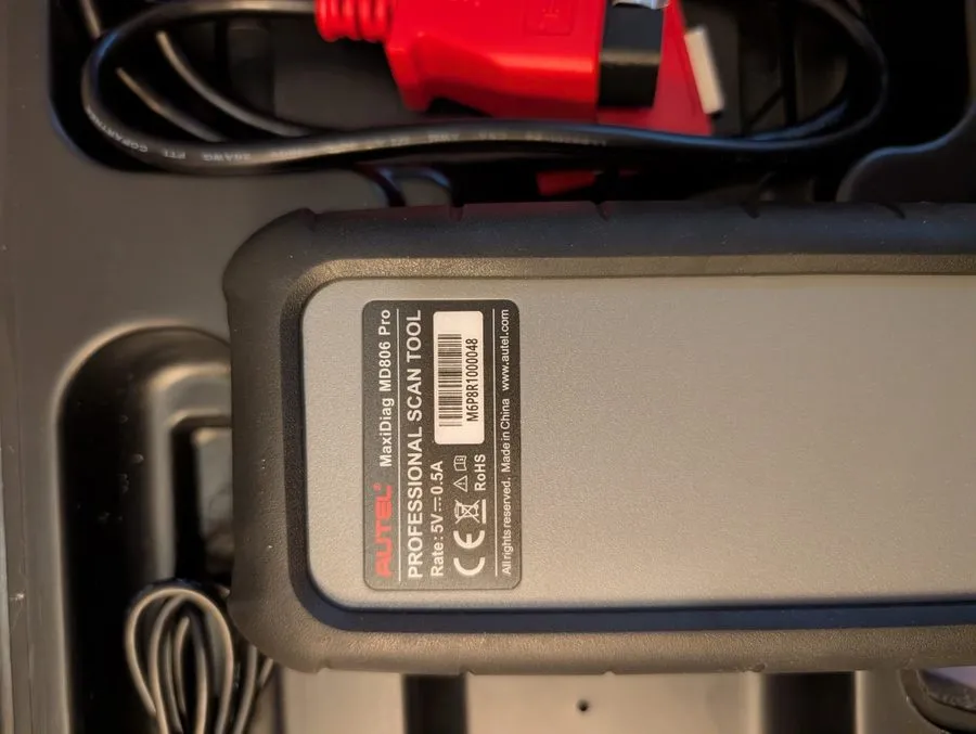 Диагностический сканер Autel MaxiDiag MD806 PRO OBD2 Scanner-Like