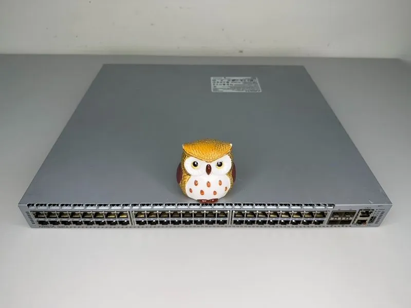 Коммутатор DCS-7048T-A-R Arista 7048-A 48-Ports 1Gbps RJ-45 4x 10GbE SFP+ Networ