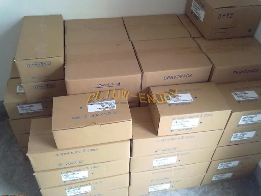 Электродвигатель 1PC Yaskawa SGDV-3R8A11A002000 Servo Driver