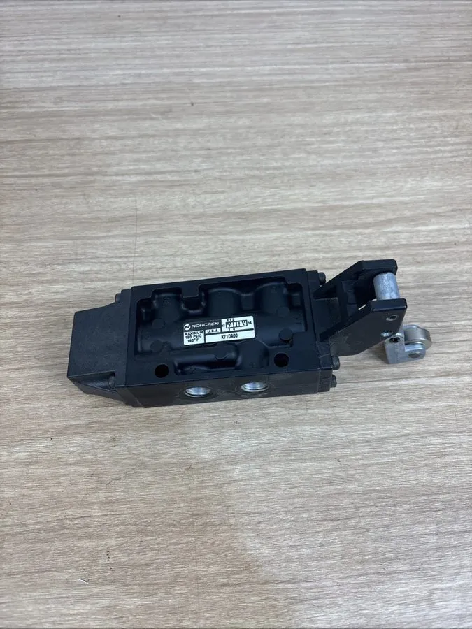 Пневмоклапан Norgren K71DA00 Lever Operated Air Valve 1/4" NPT Pneumatic