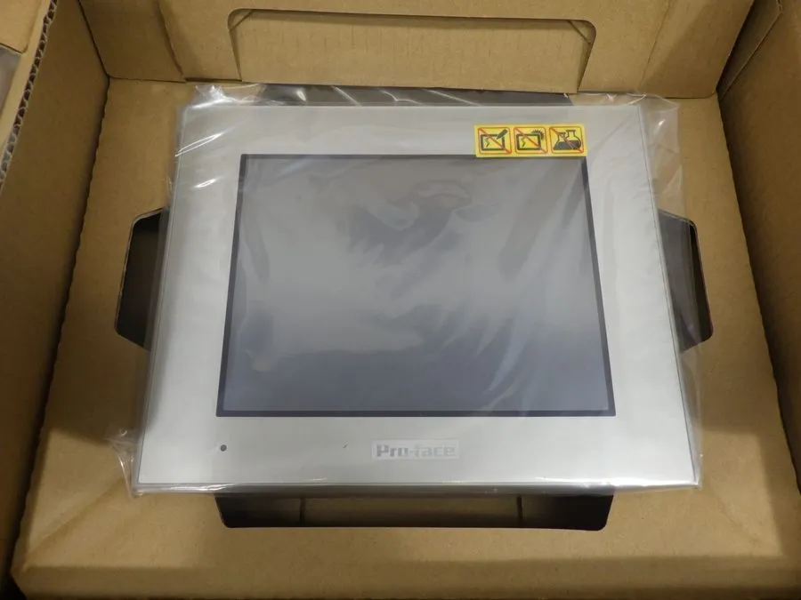 Панель оператора Pro-Face PFXGP4401TAD GP-4401T 7.5in HMI Touch Panel 24VDC IP65