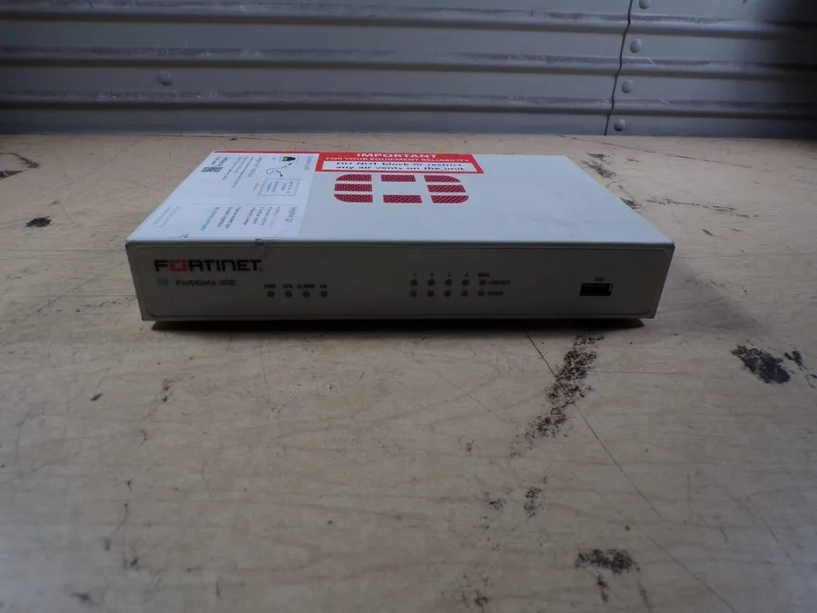 Межсетевой экран FORTINET Fortigate 30E 5Port RJ45 GE FG-30E, good
