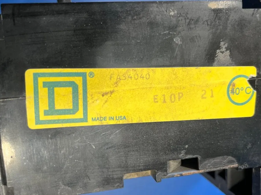 Автоматический выключатель SQUARE D FA34040 FA I-LINE 3 POLE 40 AMP 480v BLACK C