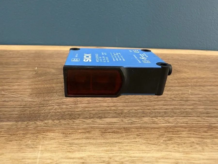 Фотоэлектрический датчик Sick WT23-2P2421 photoelectric sensor 1027778 — фото лота 2