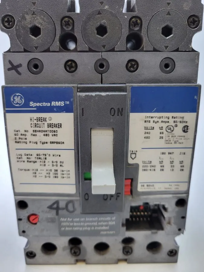 Автоматический выключатель General Electric SEHA24AT0060 Circuit Breaker 60A 2P  — фото лота 1