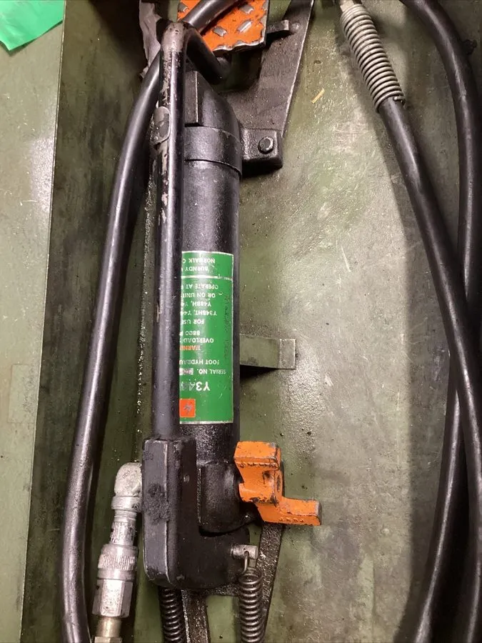 Насос Burndy Y34BP-2 Foot Hydraulic Pump Hydraulic Crimping Tool Pump