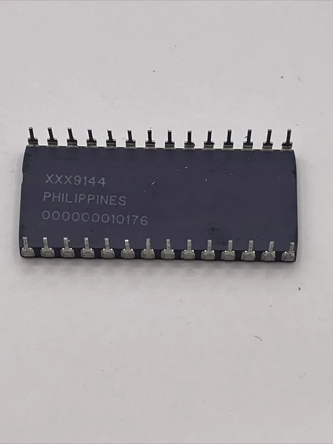 Кабель AD664TD-UNI Analog Devices IC Dac 12 Bit Quad Unipol 28-CDIP — фото лота 1