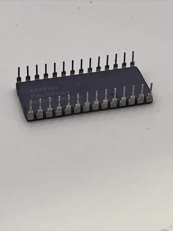 Кабель AD664TD-UNI Analog Devices IC Dac 12 Bit Quad Unipol 28-CDIP — фото лота 2