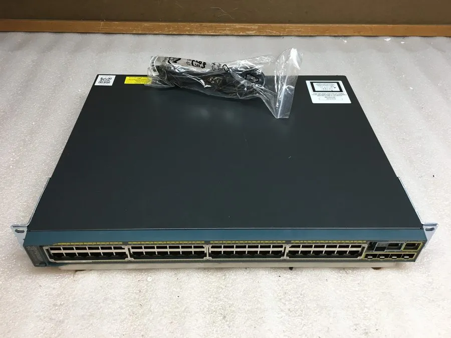 Коммутатор Cisco WS-C2960S-48FPS-L Catalyst 2960-S 48-Port PoE+ Network Switch