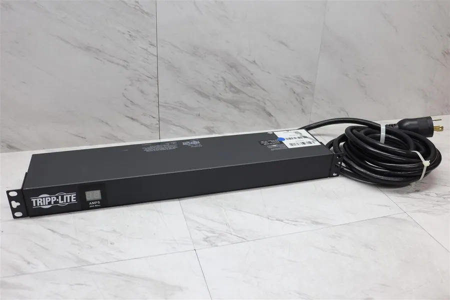 Блок розеток PDU Tripp Lite PDUMH20 120V 20A 12-Outlet Single Phase Local Metere