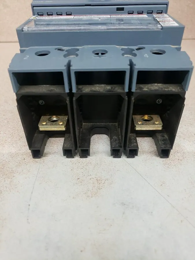 Автоматический выключатель 3VA5215-6EC31-0AA0 SIEMENS 2p breaker 150a