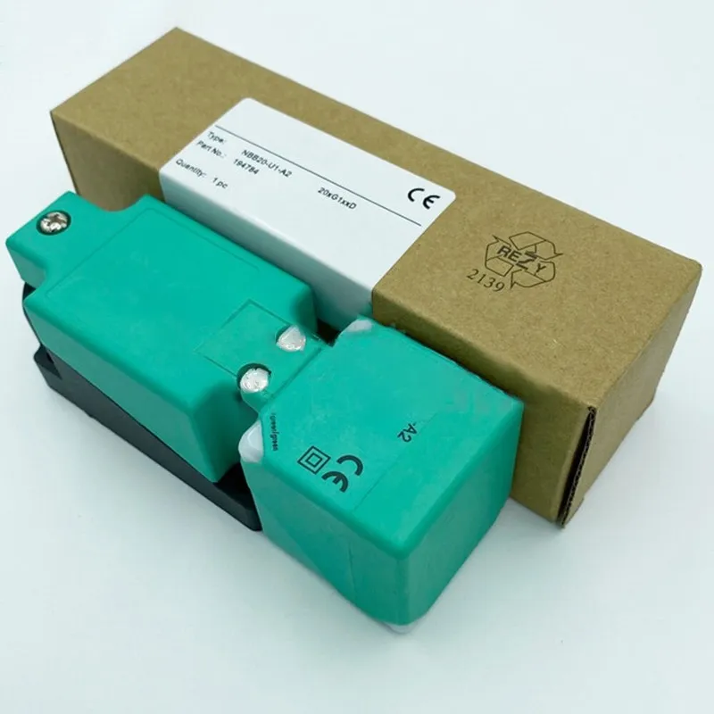 Датчик приближения PEPPERL+FUCHS NBB20-U1-A2 Proximity Sensor