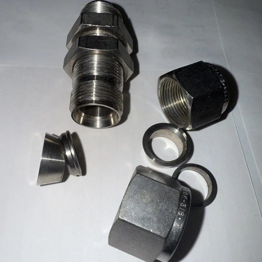 Фитинг Swagelok SS-810-61 Tube Fitting, Bulkhead Union, 1/2 in. Tube OD — фото лота 2