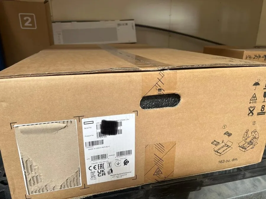 Сервер P71674-425 HPE SERVER ProLiant DL380 Gen11 1x 4510 64GB MR408i 8SFF 2x960 — фото лота 1