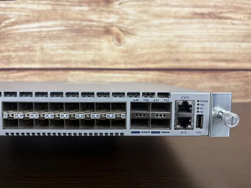 Коммутатор Arista DCS-7050TX-64 48-Port 10GbE RJ45 4-Port 40GbE QSFP Switch — фото лота 3
