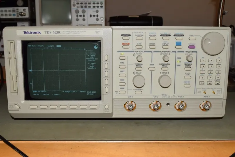 Осциллограф Tektronix TDS 520C Two Channel Digitizing Oscilloscope 1GS/s Back Pa