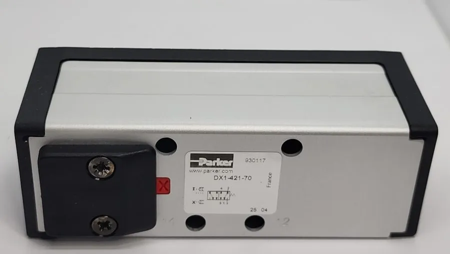 Электромагнитный клапан PARKER DX1-421-70 PNEUMATIC SOLENOID VALVE [2RE4-2]
