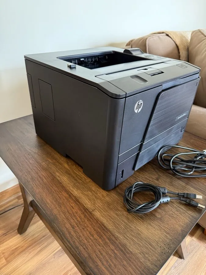 Лазерный принтер HP Laserjet M401n Laser printer Cleaned & Serviced & Toner — фото лота 1