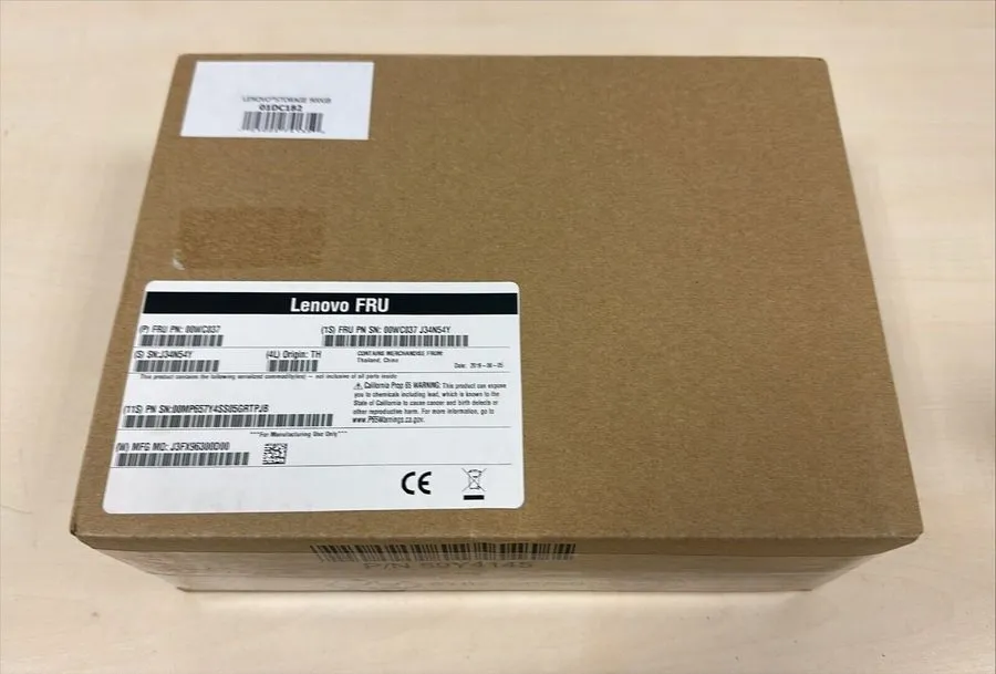 Жёсткий диск Lenovo Storage 900GB 00WC037 2.5" in 3.5" 10K SAS HDD With Tray