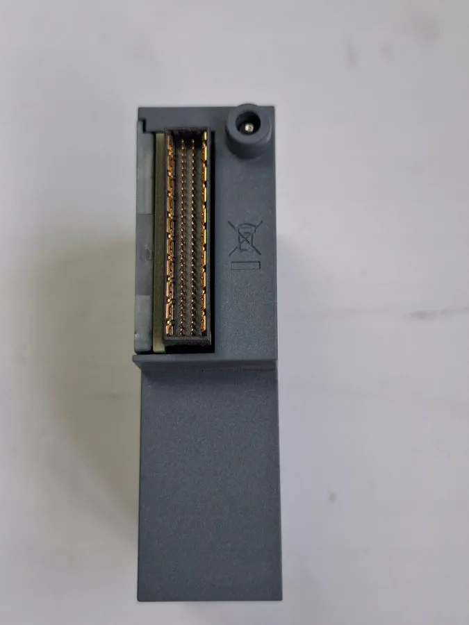 Модуль ввода-вывода Siemens 6ES7193-6AR00-0AA0 SIMATIC ET 200SP BusAdapter BA 2x