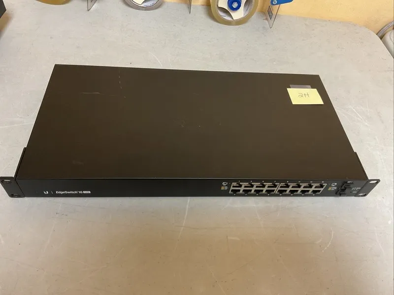 Коммутатор Ubiquiti EdgeSwitch 16 150W ES-16-150W 16-Port PoE+ Network Switch