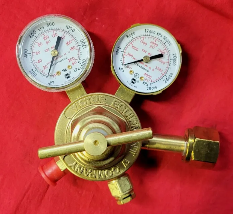 Трубопроводная арматура VICTOR PRESSURE REGULATOR P/N: 0781-0043 MODEL: SR250D 3