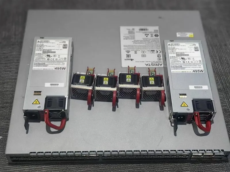 Коммутатор Arista DCS-7050SX-72Q-F 48xSFP+ 6x40GbE QSFP+ switch — фото лота 2