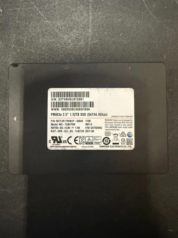 SSD-накопитель Samsung PM863a 2.5"1.92TB SSD SATA 6.0Gpbs Solid State Drive MZ-7