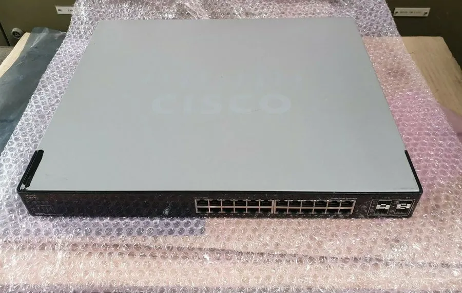 Коммутатор CISCO SGE2000 V01 24-PORT 10/100/1000 SWITCH (R2S2.6)