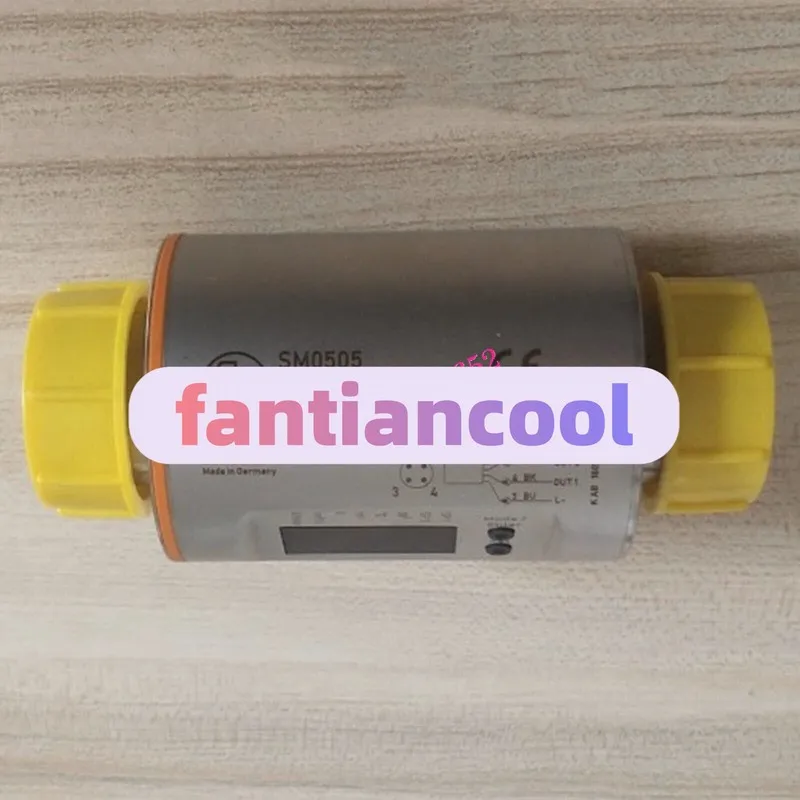 Индуктивный датчик IFM Electronic SM0505 Magnetic-inductive flow meter