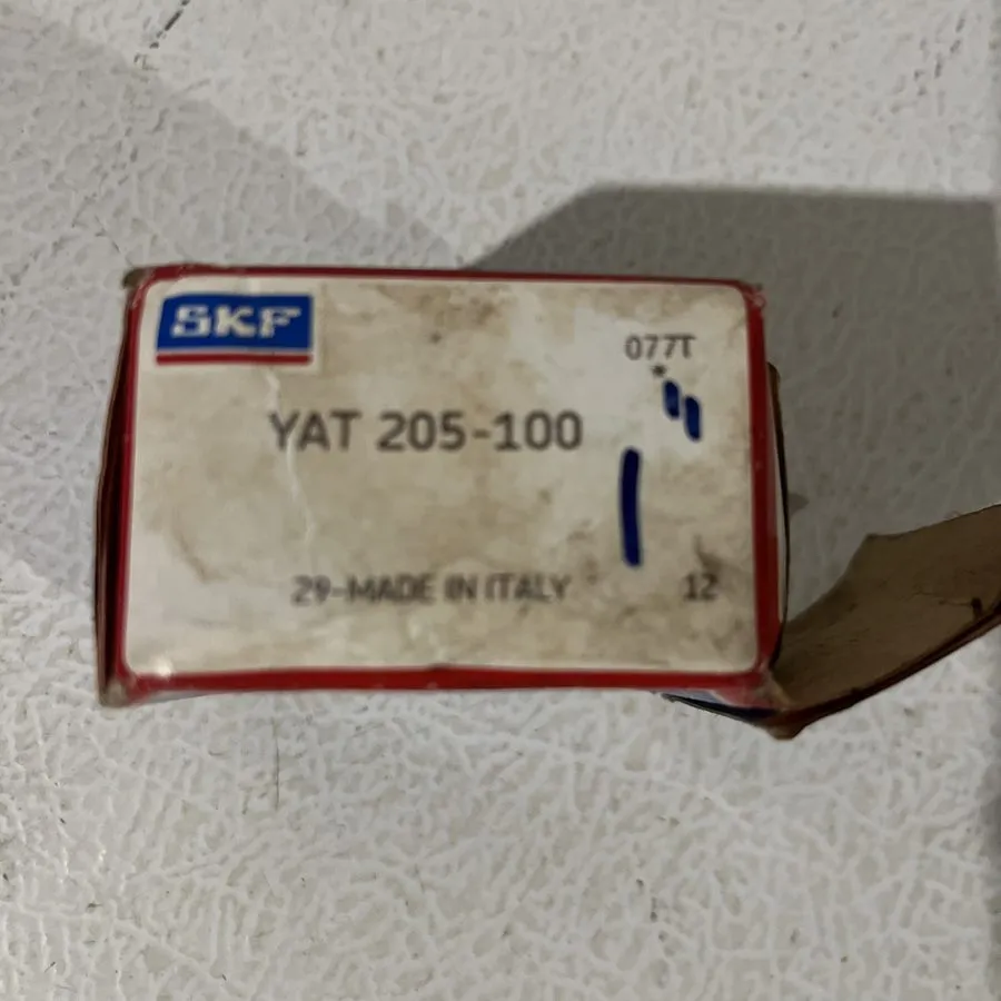 Подшипник YAT 205-100 Sealed Insert Ball Bearing 25,4x52x27,2 mm. by SKF brand