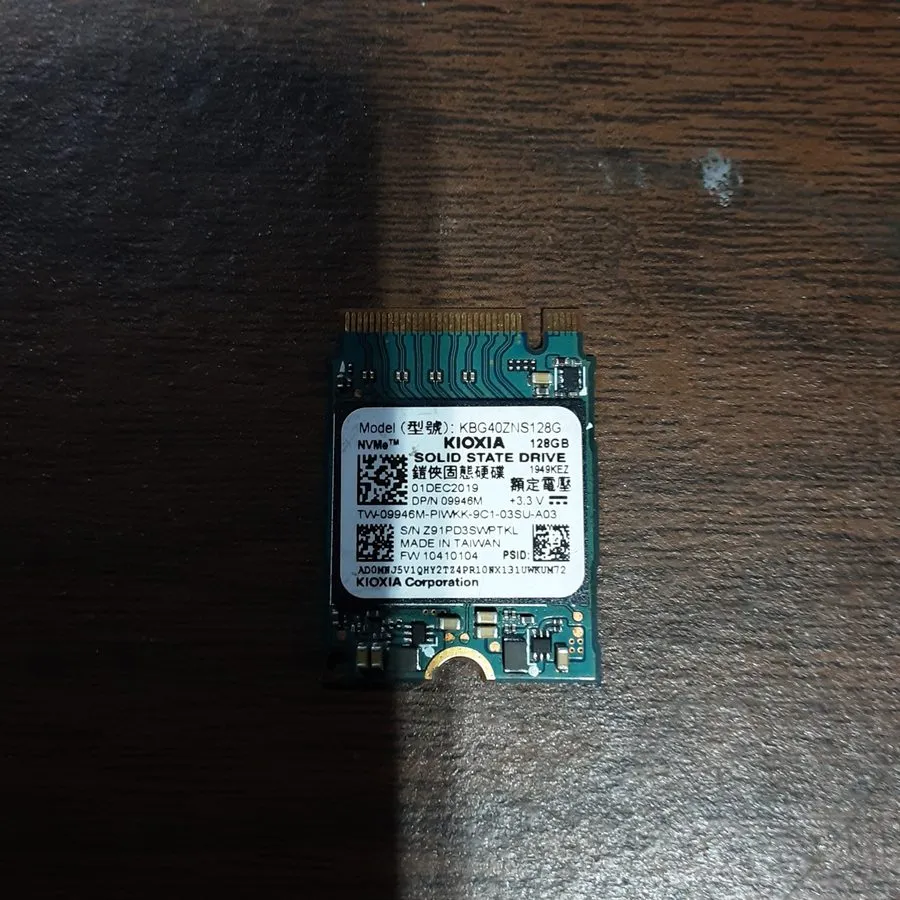 SSD-накопитель KIOXIA Toshiba BG4 128GB M.2 2230 PCIe Gen3 x4 NVMe SSD KBG40ZNS1 — фото лота 1