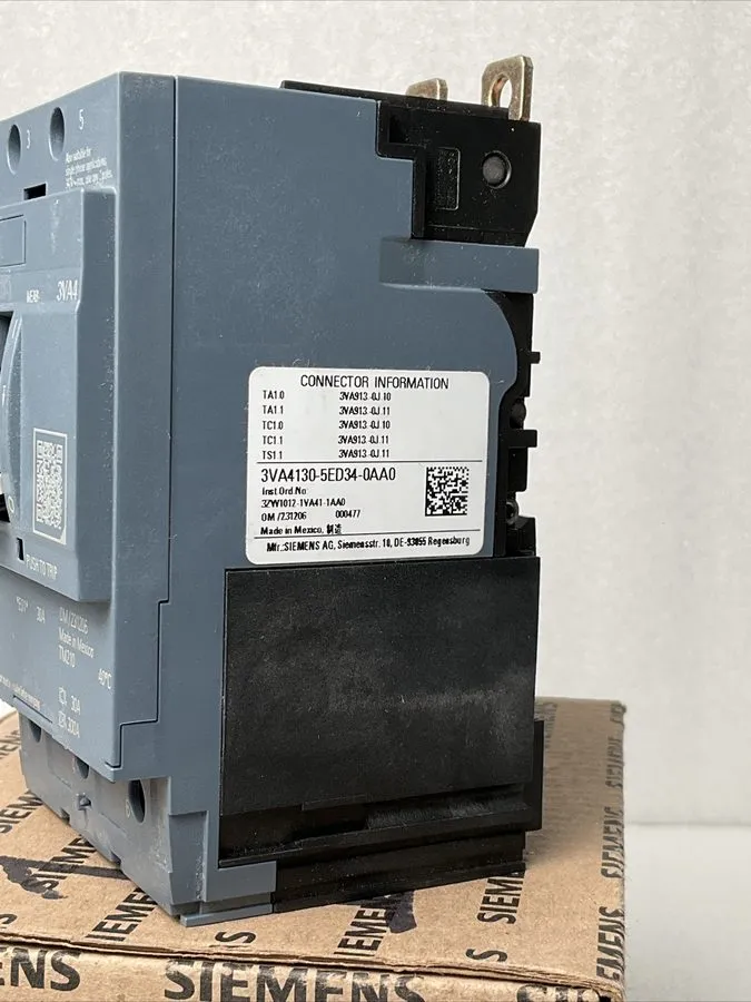Автоматический выключатель 1 Siemens 3VA4130-5ED34-0AA0 480V 3-Pole Circuit Brea