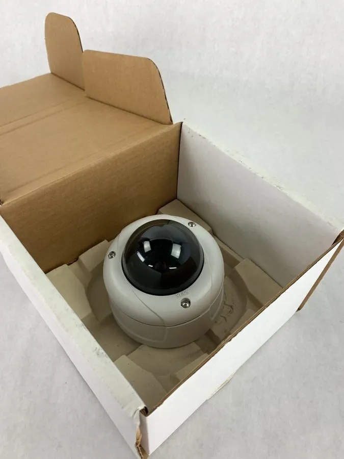 Камера Pelco 3.0C-H4A-D01 Vandal-Resistant Indoor Fixed Dome Camera IMS0DN10-1V