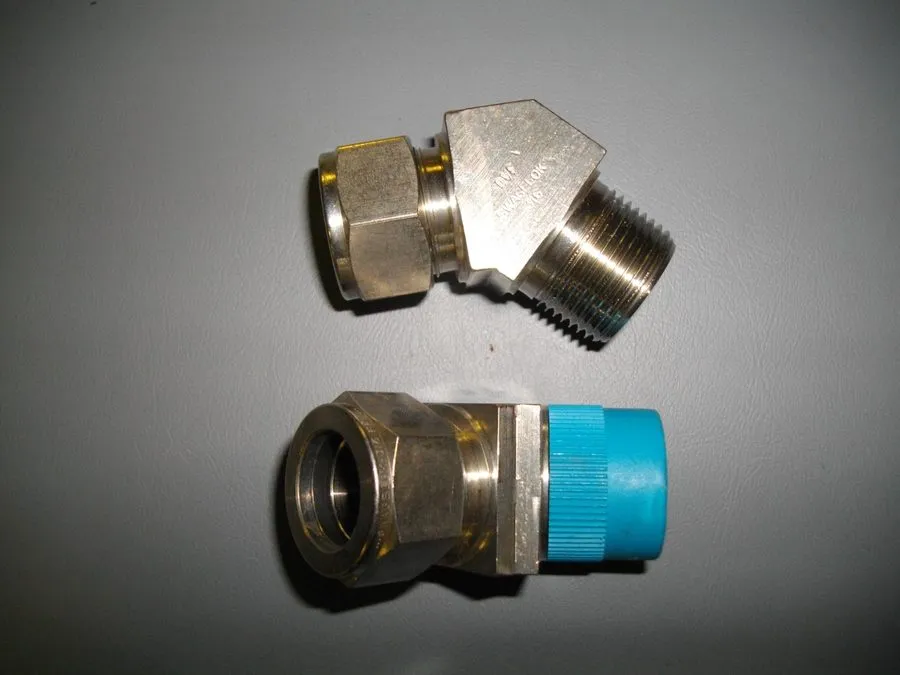 Фитинг Swagelok SS-1210-5-12 Stainless Steel Swagelok Tube Fitting FNSP