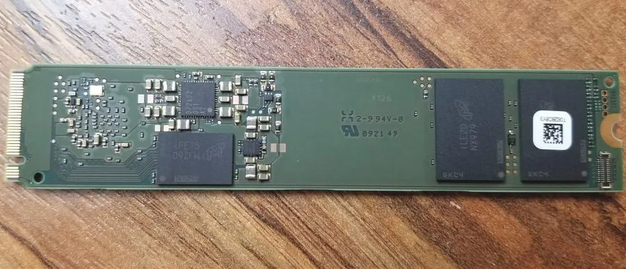SSD-накопитель Micron 7450 MAX 3.2TB M.2 22110 NVMe PCIe 4.0 SSD MTFDKBG3T2TFS E — фото лота 1