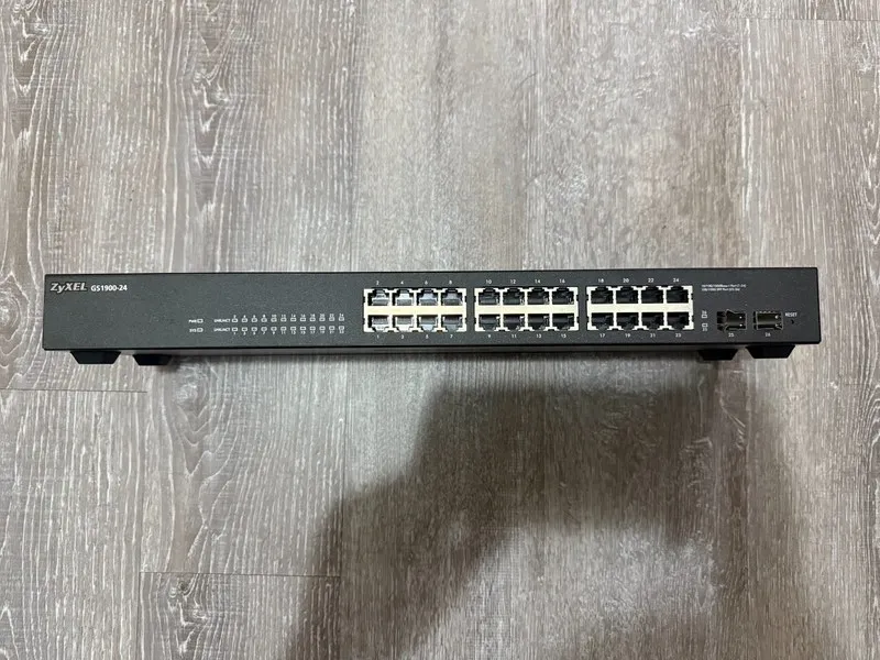 Коммутатор ZYXEL (GS1900-24) 24-PORT POE SMART MANAGED ETHERNET SWITCH