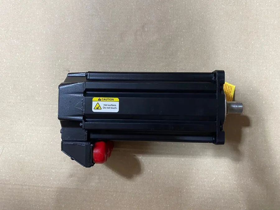 Серводвигатель MPL-A430H-MK24AA Allen Bradley Servo Motor — фото лота 2