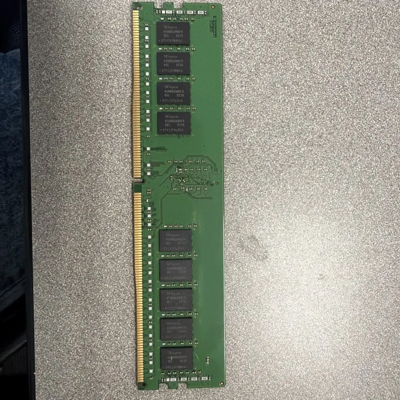 Модуль памяти SK Hynix HMA82GR7AFR8N-VK T3 AA 16GB 2Rx8 PC4-2666V DDR4 ECC Serve