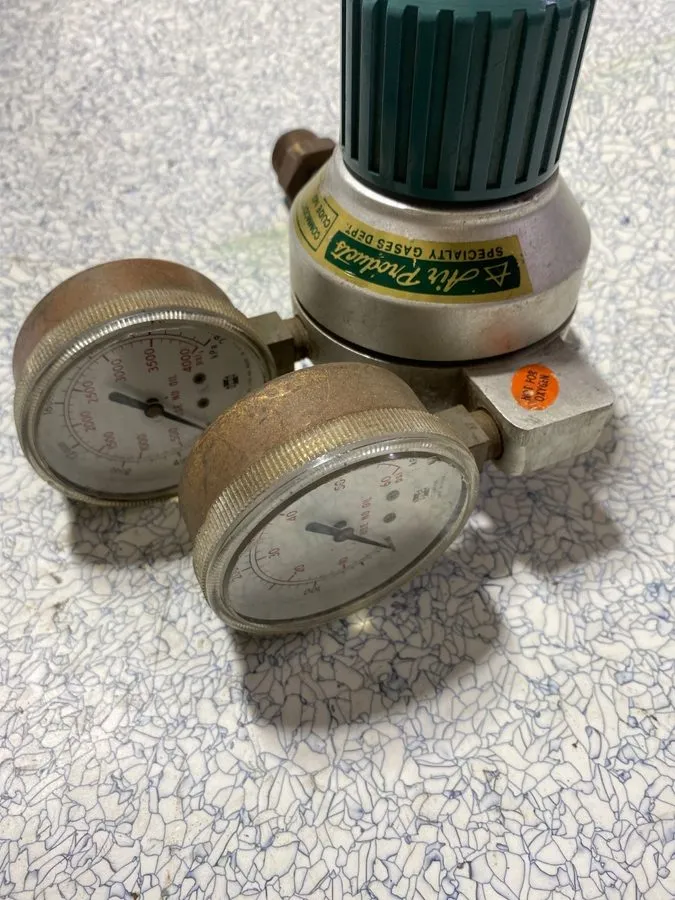 Трубопроводная арматура air products gas regulator model# E11-5-N515B very — фото лота 1