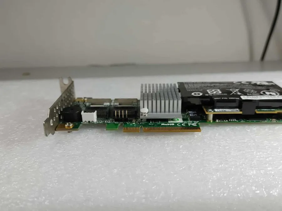 Кабель SUPERMICRO AOC-SAS2LP-H8iR 8-PORT SAS/SATA 6Gb/s RAID CONTROLLER CARD