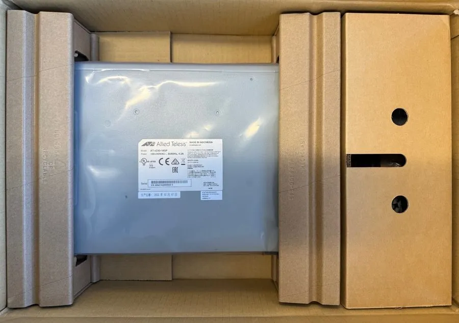 Коммутатор Allied Telesis AT-x230-10GP-R-10 POE+ Ethernet Switch — фото лота 2