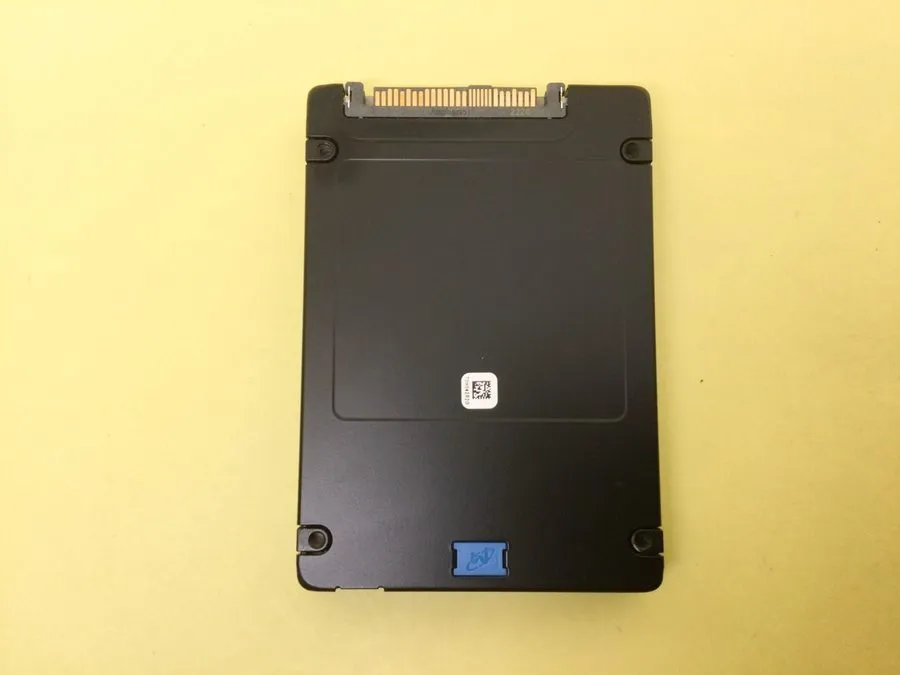 SSD-накопитель Micron 7450 PRO 3.84 TB PCIe 4.0 NVMe 2.5" U.3 internal SSD MTFDK — фото лота 1