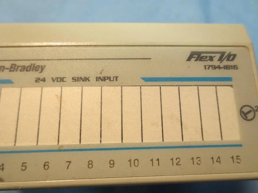 Модуль ввода-вывода Allen-Bradley Flex I/O 1794-IB16 24VDC SINK INPUT