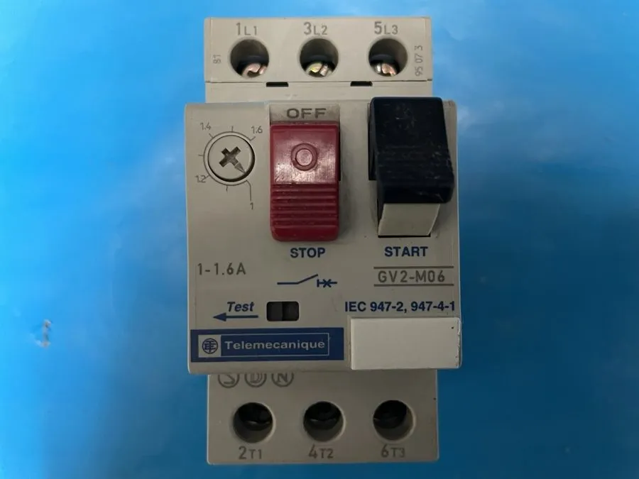 Автоматический выключатель Telemecanique Motor Circuit Breaker GV2-M06 1-1.6A GV
